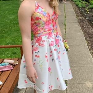 New condition floral homecoming/formal dress